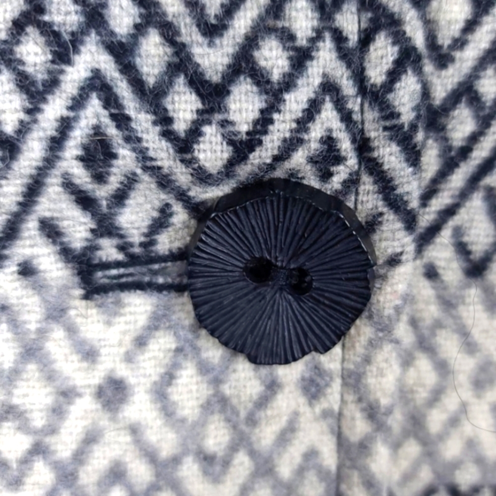 Icelandic Design Women’s Nordic Fair Isle Wool Jacket – Black & White – NWT – M - Picture 7 of 15